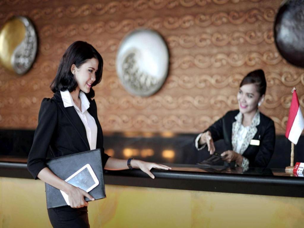 Grand Basko Hotel 巴东 外观 照片