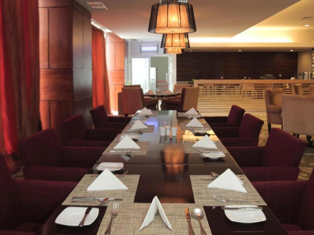 Grand Basko Hotel 巴东 外观 照片