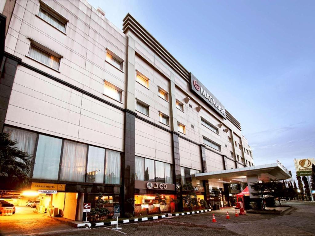 Grand Basko Hotel 巴东 外观 照片