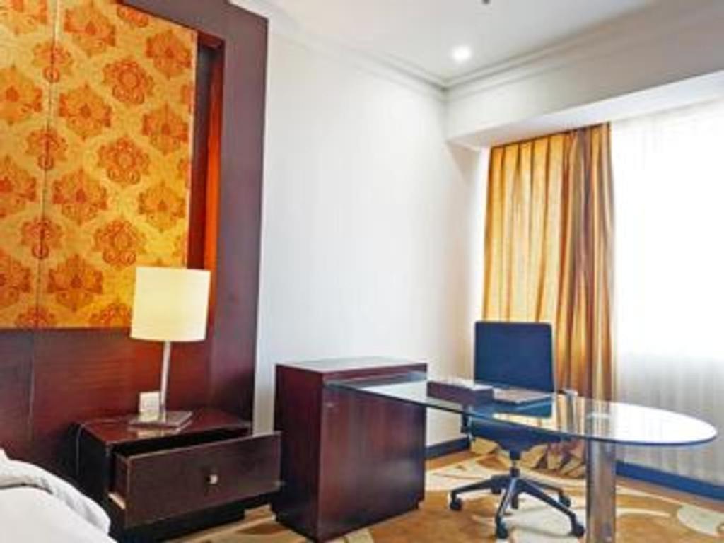 Grand Basko Hotel 巴东 外观 照片