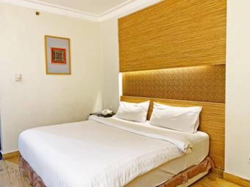 Grand Basko Hotel 巴东 外观 照片