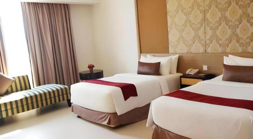 Grand Basko Hotel 巴东 外观 照片